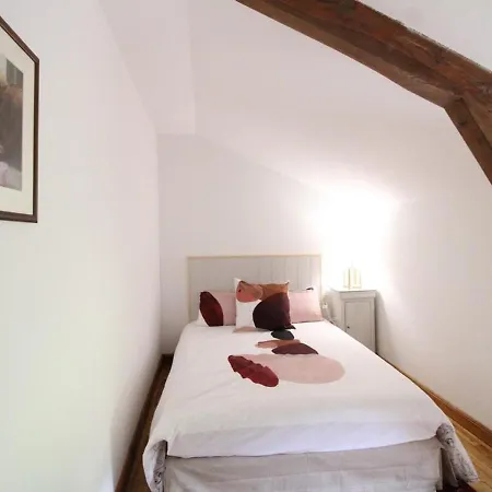 Aurillac, 4 Pieces, 6 Personnes - Fr-1-742-514 Holiday home *