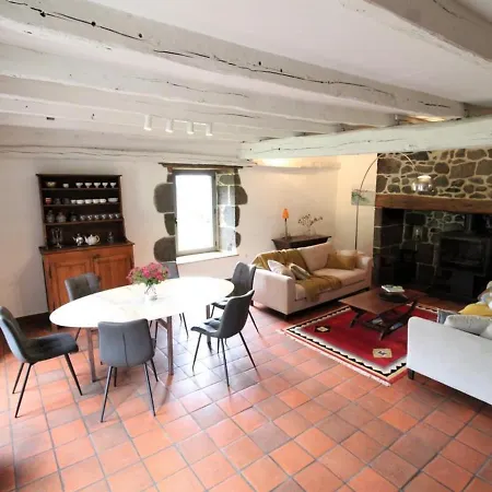 Aurillac, 4 Pieces, 6 Personnes - Fr-1-742-514 Holiday home Aurillac